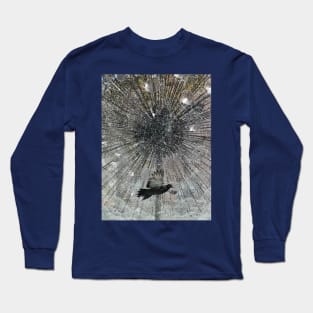 Fountain Water Bird Freedom Design Long Sleeve T-Shirt